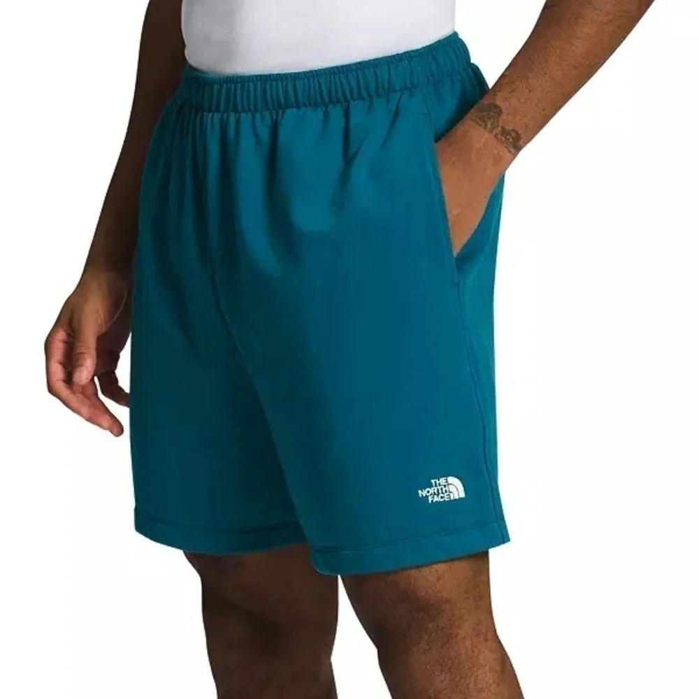 The North Face Men’s Logo Fleece Shorts